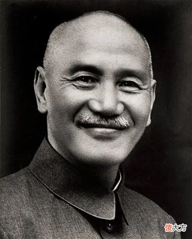 【历史故事】宴会上，戴笠盯着一名女眷询问是谁，沈醉吓出冷汗：那是属下妻子