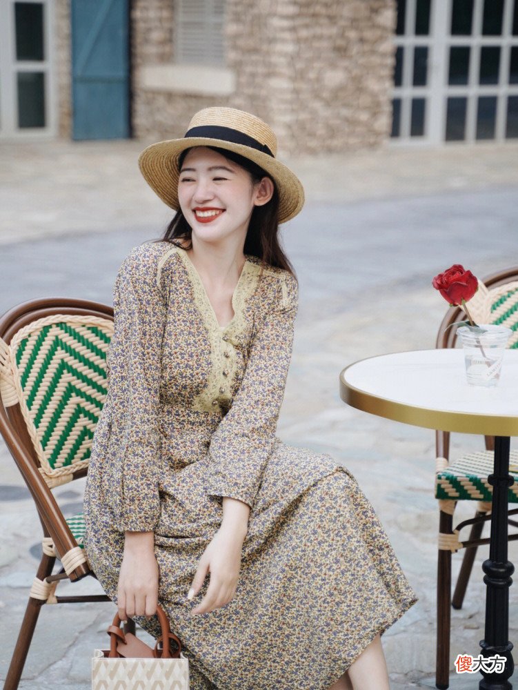 【时尚一点】秋季普通女生该如何穿？看完这8套搭配你就懂，轻松穿出时髦感！
