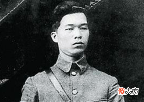 【历史故事】宋美龄欲让戴笠杀一人，蒋介石听闻后激动：谁敢动他，先动我试试