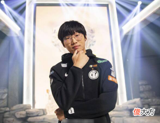 【游戏世界】宁王或成下一个厂长?不打韩服跑去当教练,复出计划或再推迟