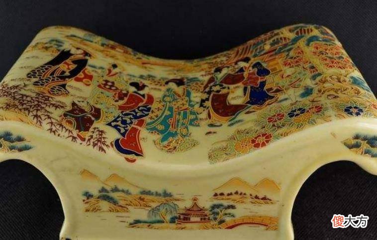 【爱历史】古代女子睡觉为什么要用瓷器枕？看完你就明白了