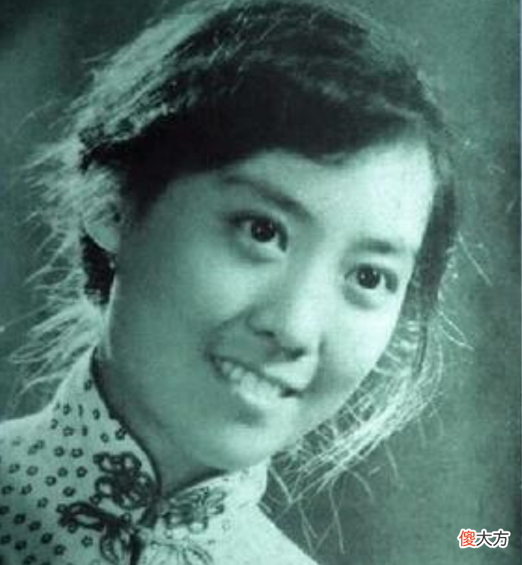 【历史故事】27岁美女胡友松嫁76岁老头，被说是图遗产，她用行动证明何为真爱