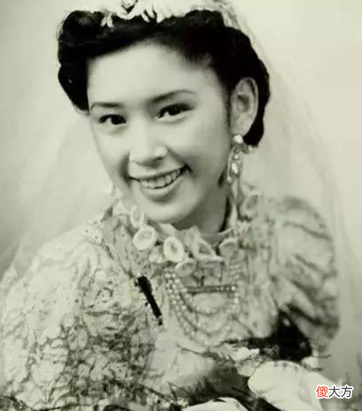 【历史故事】27岁美女胡友松嫁76岁老头，被说是图遗产，她用行动证明何为真爱