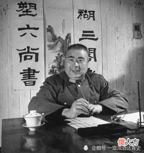 【爱历史】韩复榘背叛冯玉祥后，对手下说：冯先生训我，如同老子对儿子一样，不准人说话