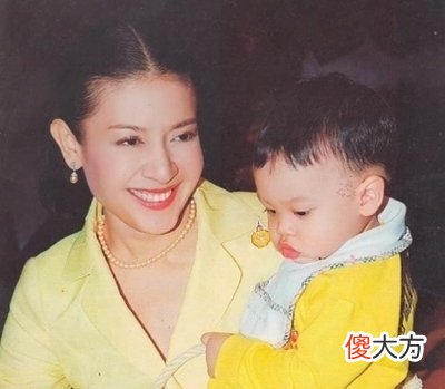 【爱历史】泰国王室晒苏提达旧照，背后的隐情令人担忧