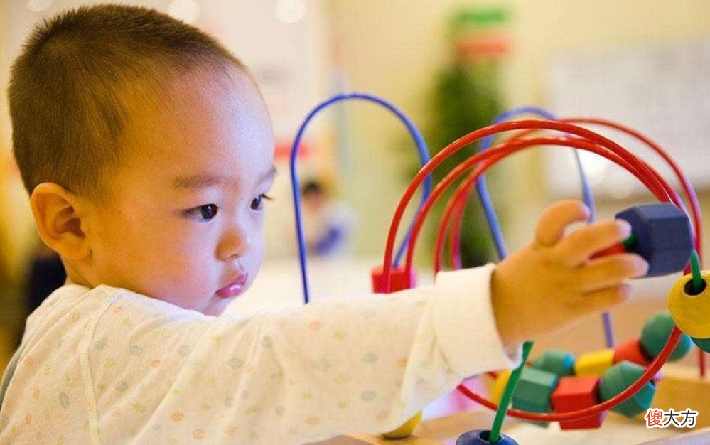 玩具过多不利于孩子专注力,如何正确挑选玩具,三大原则要牢记