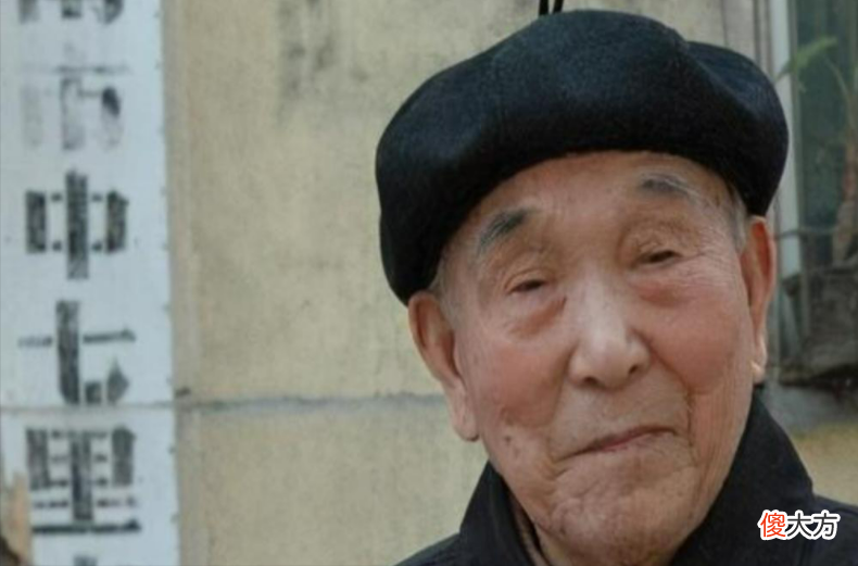 【爱历史】日本籍士兵山崎宏：在中国隐姓埋名，婚后35年妻子才知道其身份