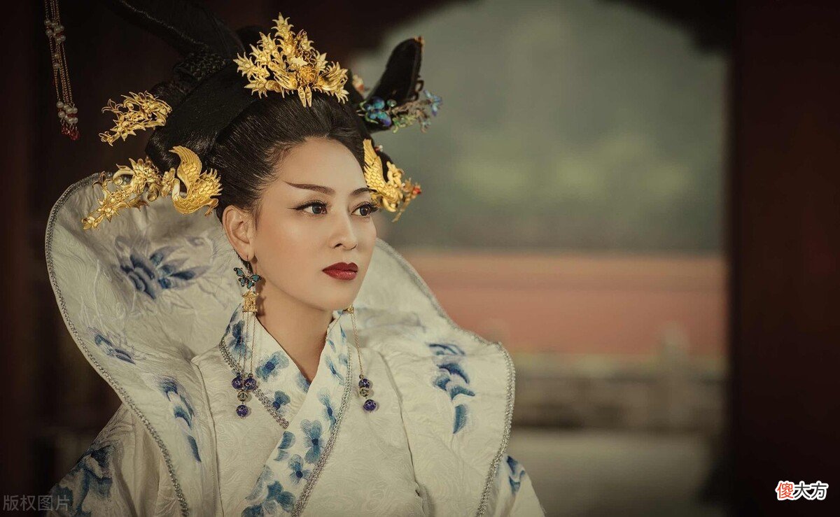 【历史故事】武则天最宠爱的和尚薛怀义，对她做了什么不可饶恕的事？