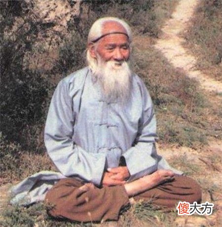 中国长寿之王，活256岁，结24次婚，熬走8个皇帝，秘诀却很简单