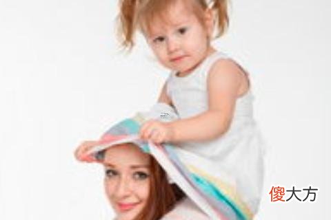 2022年女孩起名姓项 女孩取名字2022