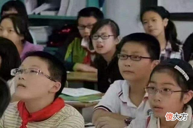 近视越来越低龄化？不想让孩子戴眼镜，家长尽早关注这4大方面