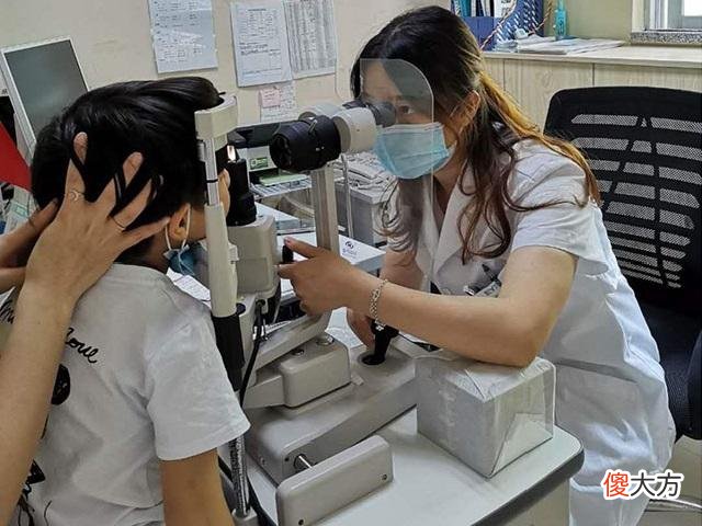 近视越来越低龄化？不想让孩子戴眼镜，家长尽早关注这4大方面