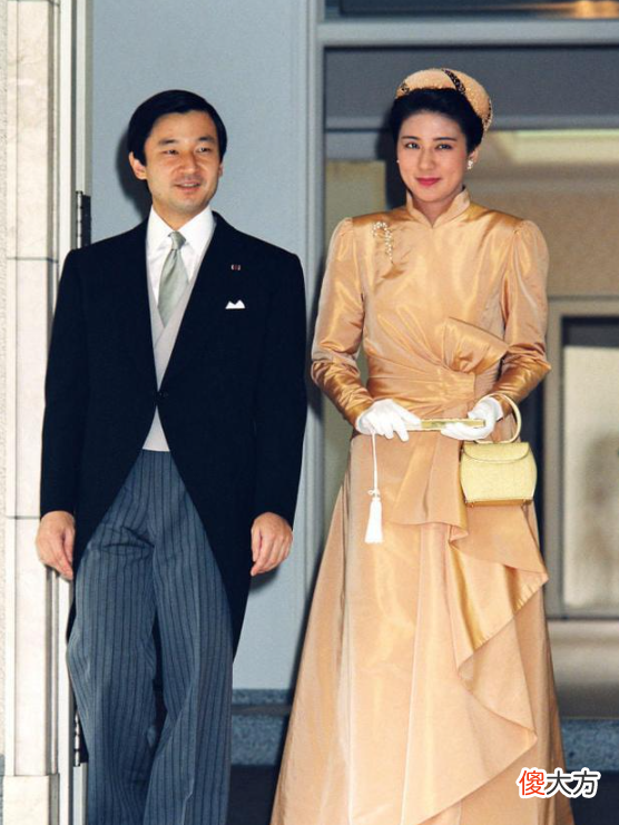 【爱历史】纪子妃：40岁拼命生下继承人，笑容可怕心机重，爱和妯娌雅子比