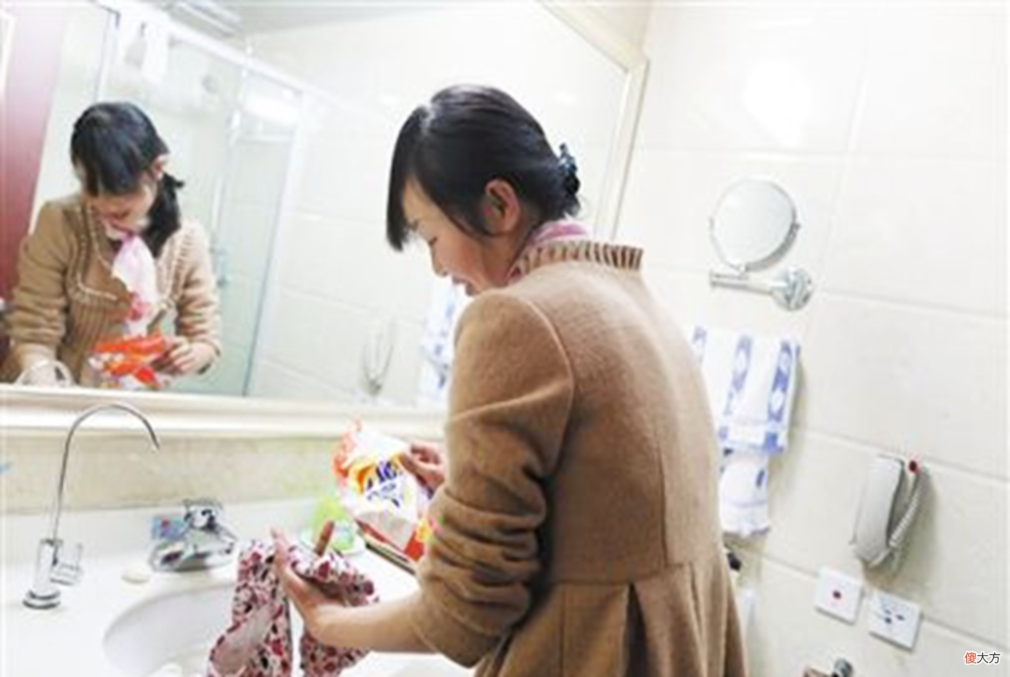为什么90后女生都不想生孩子？和心理成熟度有关，放不下少女心