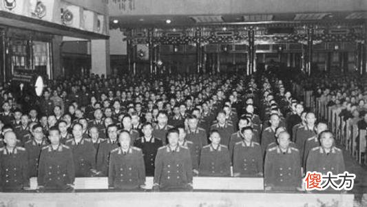 【历史故事】解放战争中，哪位高级将领降职次数最多？55年授予少将已是特批