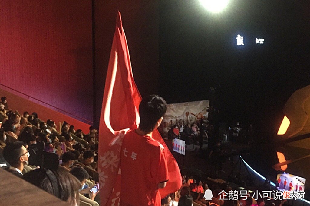 【游戏迷】梦泪意外泄露月光复出，菲菲公布AG转会内幕，七年挂牌、蓝柚回归