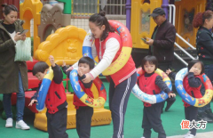 为何孩子不爱在幼儿园拉粑粑？老师不会告诉你，但父母心里要有底