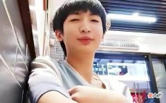 【游戏迷】小超梦开启大师局排位赛，猴子连招带走剑魔，网友：太细节了