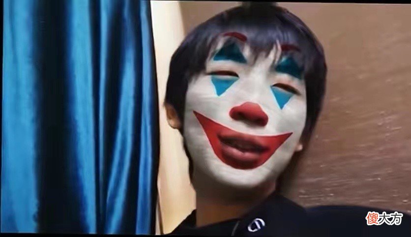 【游戏迷】英雄联盟：小超梦轻松单杀敌方剑魔，网友：他在干嘛