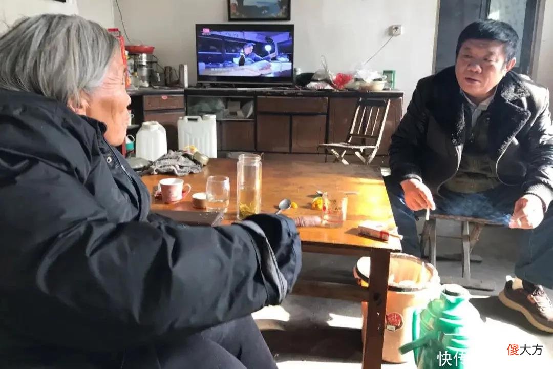 【爱历史】“生死约定”：面对16位战友的墓，他说我来尽孝，一句承诺36年！
