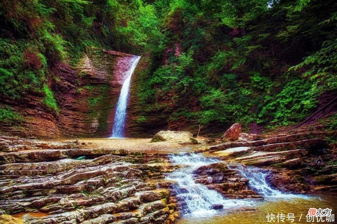 【十二星座】这3个生肖,8月将否极泰来,翻身转运,有望招财纳福,闷声赚大钱