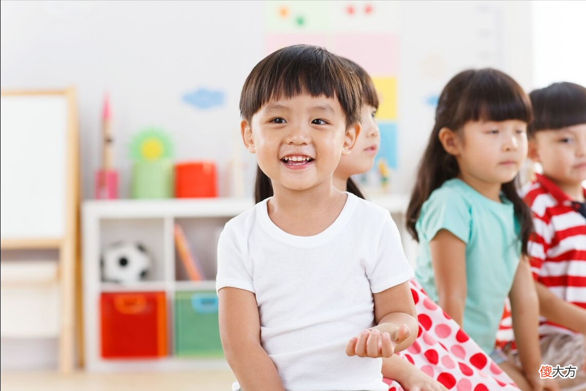 《用孩子的逻辑化解孩子的情绪》：手把手教会我们如何读懂孩子