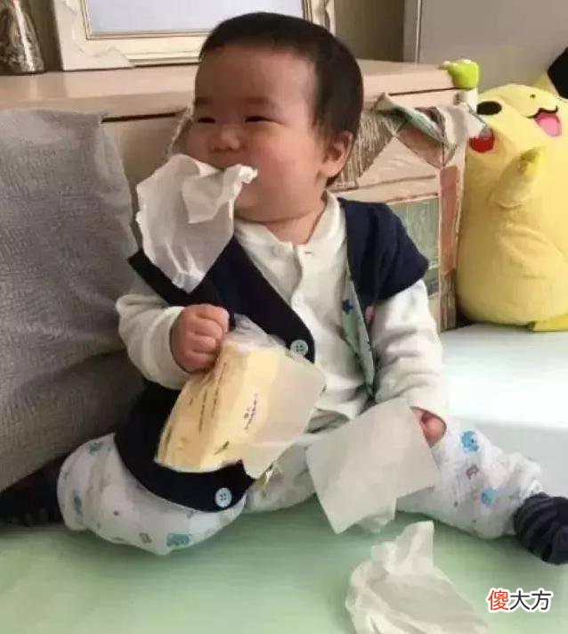“别以为你小，我就会让”，宝妈和2岁娃正面刚，网友：巅峰对决