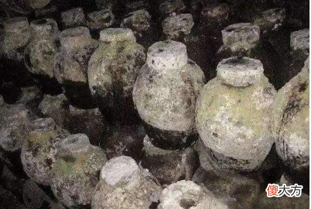 墓中千年酒是什么味道？这位专家有幸喝过，他只说了两个字