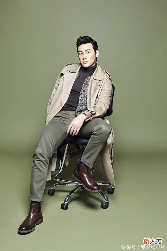 【时尚一点】变成“中年油腻男”的标志，不是快见底的发量，而是掉档次的穿搭
