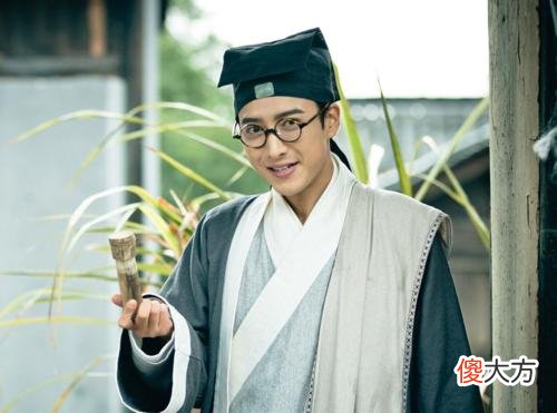 【历史故事】书生22岁遇到劫难，他变得很倒霉，32岁否极泰来