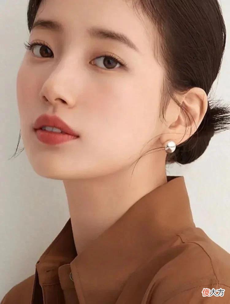 【时尚一点】女人过了40岁，建议少戴这5种“饰品”，显廉价还没气质