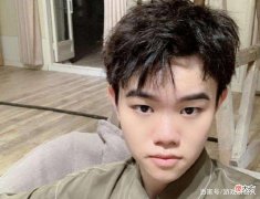 【游戏迷】韩涵撞车可杰，边打边吐槽可杰不如自己，水友：对对对你最强