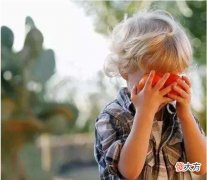 孩子有这些表现，是成为“草莓族”的前兆，父母要及时纠正