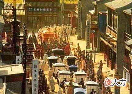 【历史故事】原来，和珅和乾隆关系很不一般