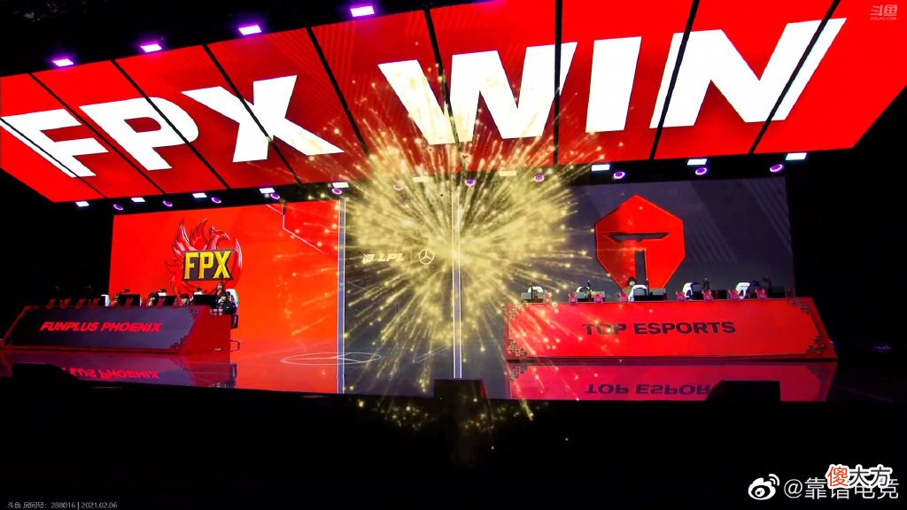 【游戏世界】FPX人均整活大师！硬币哥队内地位低却给队友打3分，刘青松不传芮尔秘诀