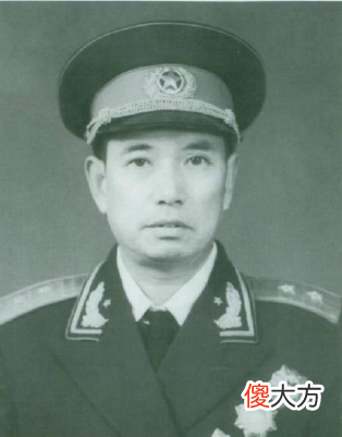 【爱历史】解放军炮轰鞍钢，干部自请处分，纵队司令不同意：处分就免了