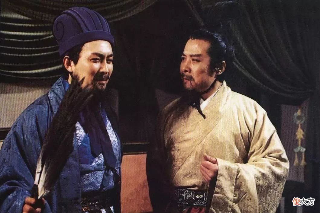 【历史故事】陆逊追杀刘备，为何看到一白袍老将，转身就走？