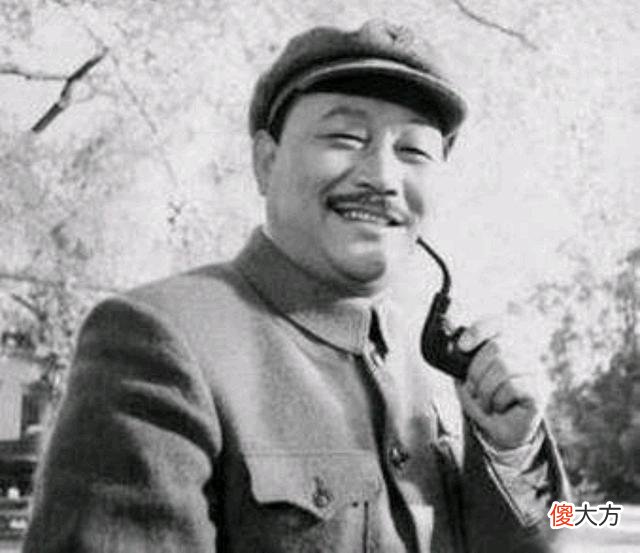 【历史故事】一位不出名的秀才，当过旧社会的保长，可竟然救过开国元帅贺龙的命