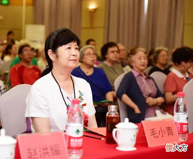 【爱历史】毛泽东侄女毛小青：请主席帮忙当兵被拒，奋斗40年终成女富商