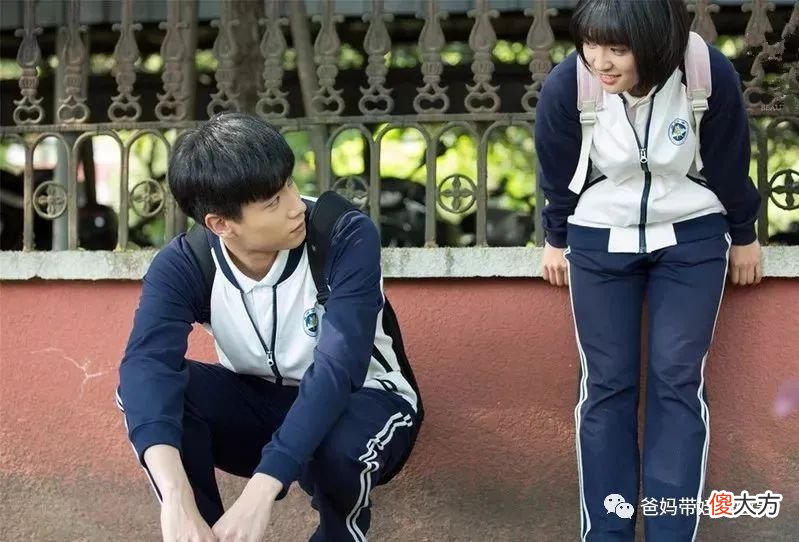 为何“贵族学校”女生校服是短裙，普通学校就是裤子？真相扎心