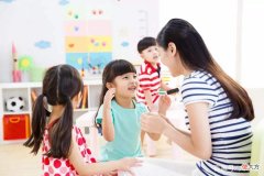 孩子说话没逻辑，不能表达观点该怎么改善？简单，尝试一下写作吧