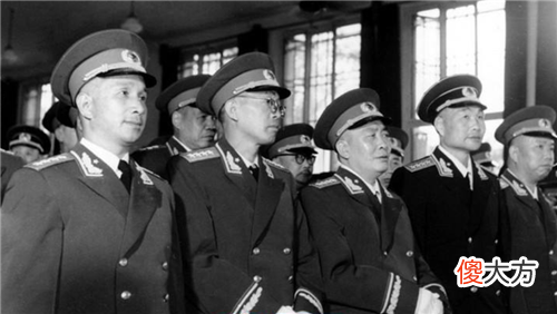 【爱历史】1955年授衔，大将候选人共有15位，除了后来的10大将，另5位是谁