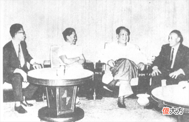 【历史故事】李宗仁一生三婚，亏欠原配太多，独子为母不平：母亲她守70年活寡