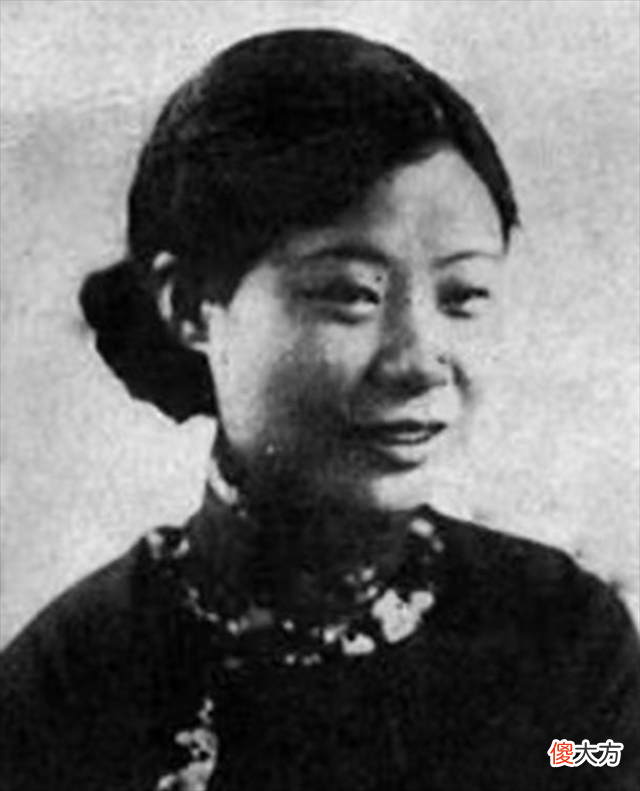 【历史故事】李宗仁一生三婚，亏欠原配太多，独子为母不平：母亲她守70年活寡