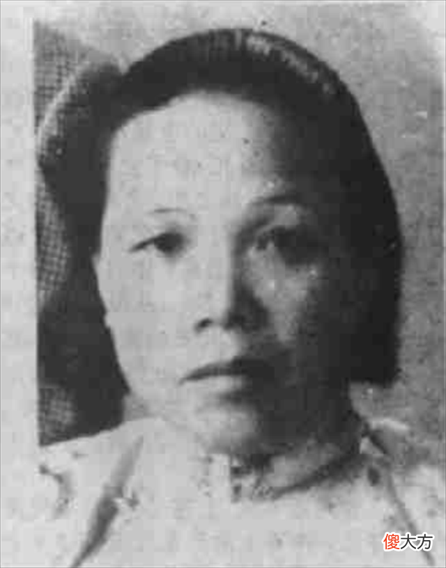 【历史故事】李宗仁一生三婚，亏欠原配太多，独子为母不平：母亲她守70年活寡
