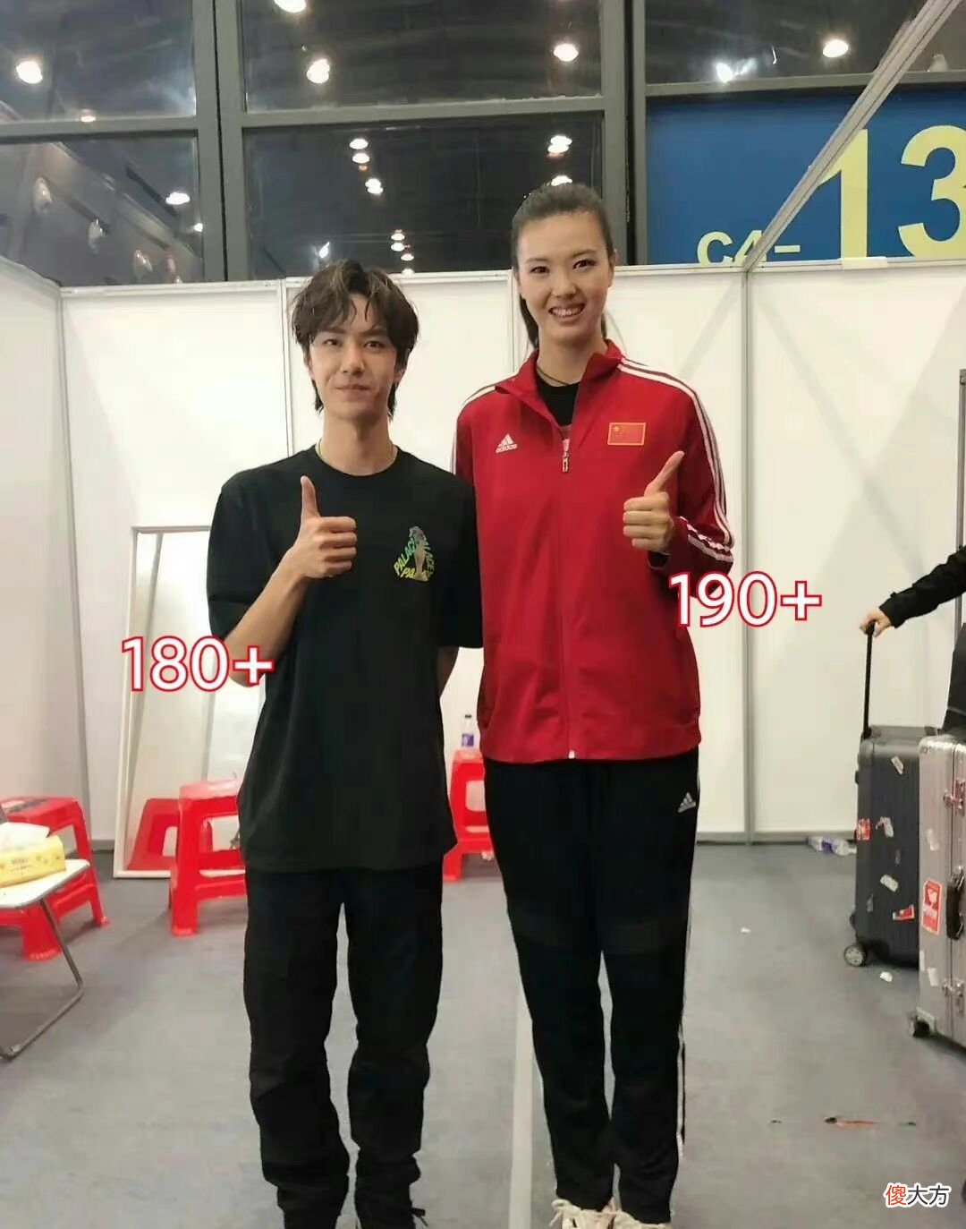 【时尚一点】有效显瘦vs无效显瘦,网友直言:逼自己减肥做什么?逼男的啊!