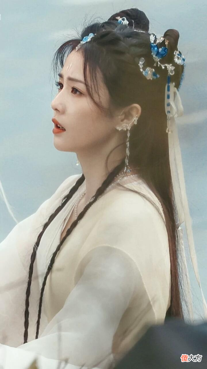 【时尚一点】《长月烬明》的白鹿也太美了！我看到了未来“古偶剧”的希望