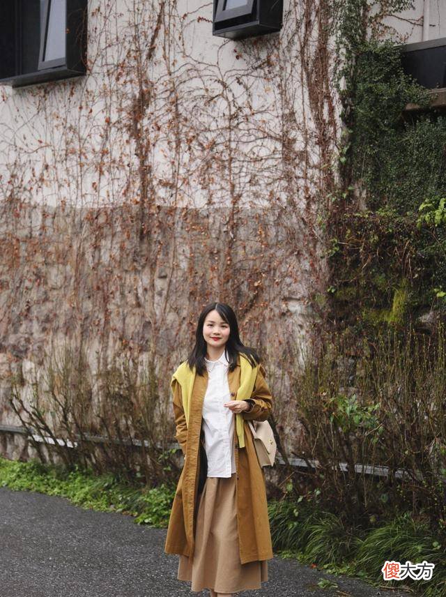 【时尚一点】玫粉色的衣服和芥末绿色的衣服搭配在一起，是不是很土气？