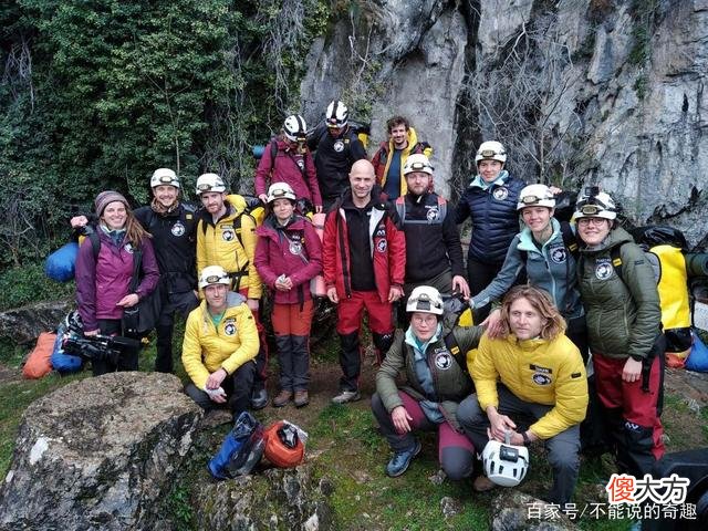 “深度时间”实验：8男7女在完全黑暗，没有钟表的洞穴里住了40天
