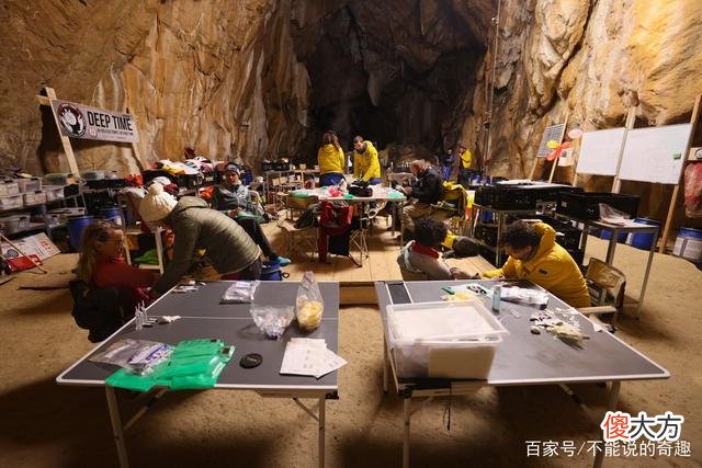 “深度时间”实验：8男7女在完全黑暗，没有钟表的洞穴里住了40天